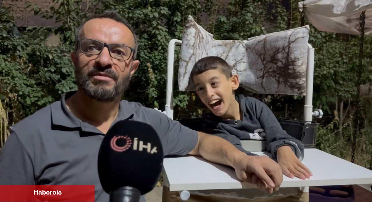 Yaptığı ayakta durma sehpasıyla oğlunu mahalle mahalle gezdiriyor! "Onun bir gülüşü için..."