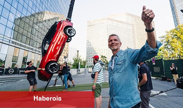 Yeni Nissan Qashqai, Dünya bungee jumping rekorunu kırdı - Haberois Yeni Nissan Qashqai, Dünya bungee jumping rekorunu kırdı