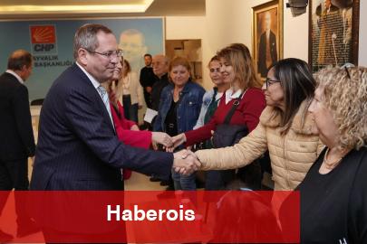Balıkesir Ayvalık'ta CHP örgütü bayramlaştı