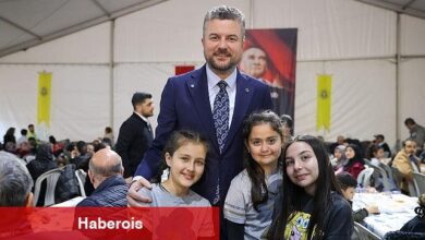 Başkan Görkem Duman, Kadir Gecesi'nde vatandaşlarla aynı sofrada buluştu