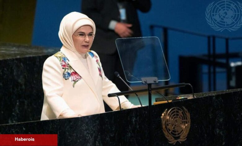Emine Erdoğan'dan modacılara çağrı! "Sürdürebilir moda zorunluluktur" - Haberois Emine Erdoğan'dan modacılara çağrı! "Sürdürebilir moda zorunluluktur"