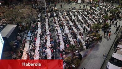 Kadir Gecesi İftarında Burhaniyeliler Cumhuriyet Meydanı'nda Buluştu