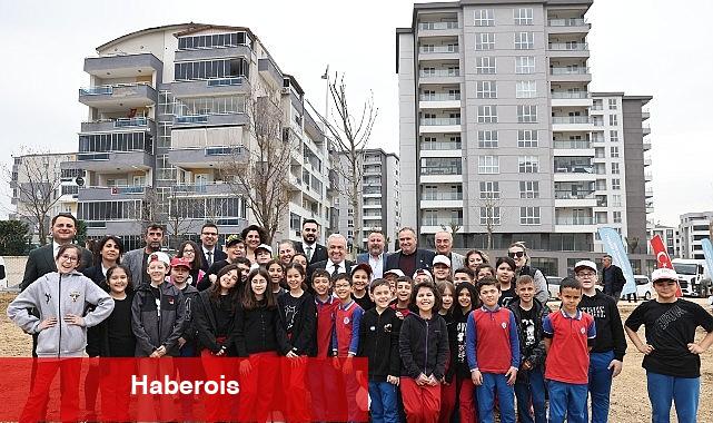 Nilüfer'de fidanlar toprakla buluştu - Haberois Nilüfer'de fidanlar toprakla buluştu