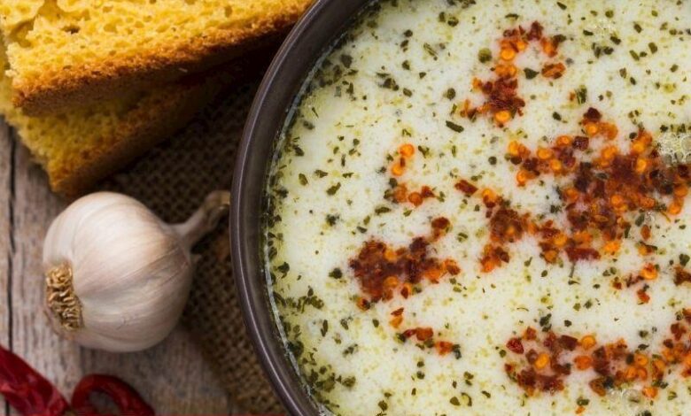 Sarımsaklı Yayla Çorbası - Haberois Sarımsaklı Yayla Çorbası