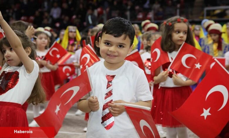 23 Nisan'da okullar tatil mi? 23 Nisan Ulusal Egemenlik ve Çocuk Bayramı hangi gün? - Haberois 23 Nisan'da okullar tatil mi? 23 Nisan Ulusal Egemenlik ve Çocuk Bayramı hangi gün?