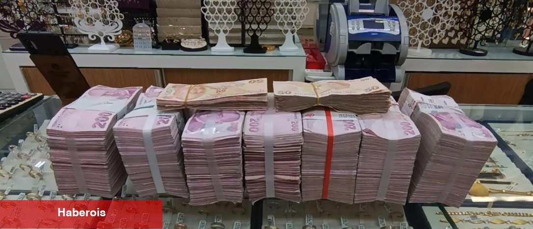 Alkış toplayan hareket: Evlendiğinde mehirolarak verilen altınlarını Gazze için bağışladı!