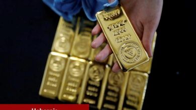 Altın fiyatları, Trump’ın Fed tekrar yapılandırma planları karşısında dolar düşerken rekor düzeye ulaştı