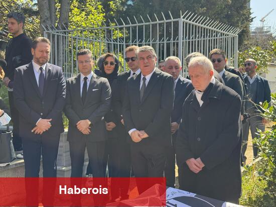 "Baba Hakkı" kabri başında anıldı