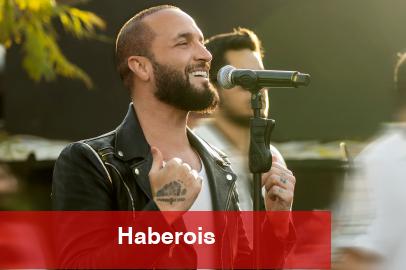 Berkay’dan 14’ncü Alaçatı Ot Festivali’nde süper konser