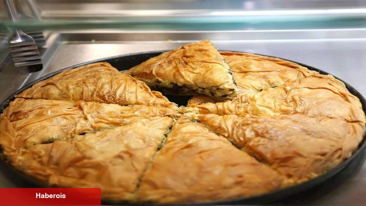 Bir dilimi yetmez: Arnavut böreği tanımı