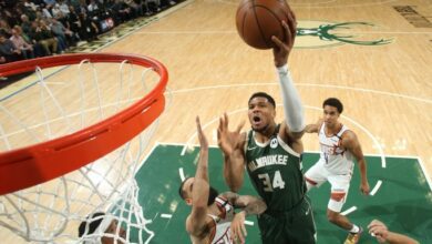 Bucks'tan Suns'a karşı 1998'den beri görülmemiş şut yüzdesi!