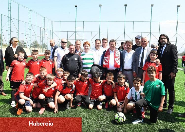 Bursa'da amatör futbol topluluğu bir tesis daha kazandı