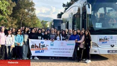 Bursa'dan mektuplarla Ahlat'a seyahat başladı