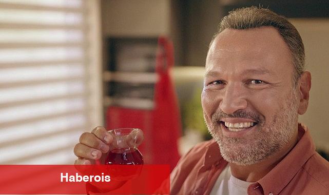 Doğuş Çay'ın 'Ali Sunal'lı 5'inci reklam filmi yayında! - Haberois Doğuş Çay'ın 'Ali Sunal'lı 5'inci reklam filmi yayında!