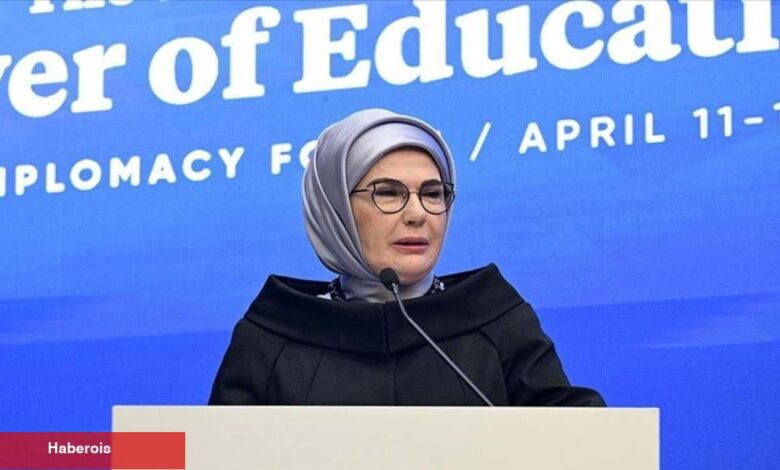 Emine Erdoğan'dan barış daveti: Çocukların sevinçten öbür his tatmadığı bir dünya diliyorum - Haberois Emine Erdoğan'dan barış daveti: Çocukların sevinçten öbür his tatmadığı bir dünya diliyorum