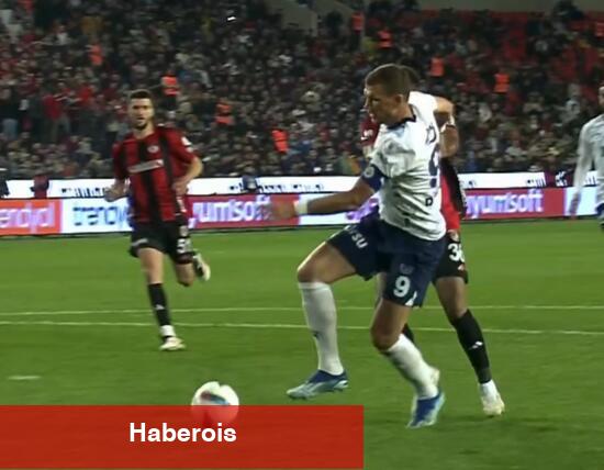 Fenerbahçe'de Dzeko'nun konumları için penaltı itirazı