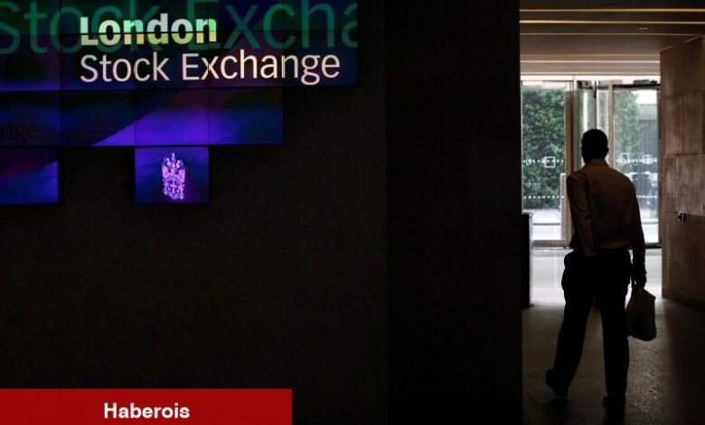 FTSE 100 bugün: İngiltere perakende satışlarındaki olumlu bilgilerle paylar yükseldi; WPP zayıf birinci çeyrek sonuçları açıkladı - Haberois FTSE 100 bugün: İngiltere perakende satışlarındaki olumlu bilgilerle paylar yükseldi; WPP zayıf birinci çeyrek sonuçları açıkladı