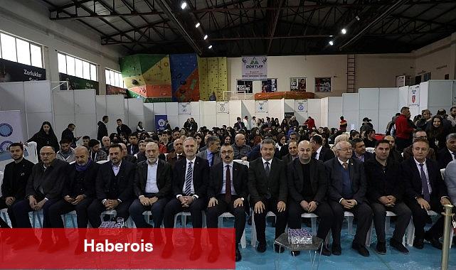 İnegöl'de 7. Üniversite ve Meslek Tanıtım Günleri Başladı - Haberois İnegöl'de 7. Üniversite ve Meslek Tanıtım Günleri Başladı