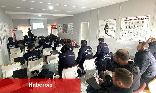 İtfaiye personeline 'asansörde kurtarma' eğitimi - Haberois İtfaiye personeline 'asansörde kurtarma' eğitimi