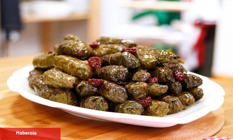Jenerasyondan nesile aktarılıyor: Zeytinyağlı sarma - Haberois Jenerasyondan nesile aktarılıyor: Zeytinyağlı sarma