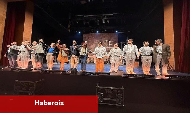 Kentin Tiyatrosu Diyarbakır'da Seyirciyle Buluştu - Haberois Kentin Tiyatrosu Diyarbakır'da Seyirciyle Buluştu