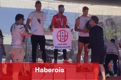 Keşanlı atlet Troya Yarı Maratonu’nda şampiyon oldu