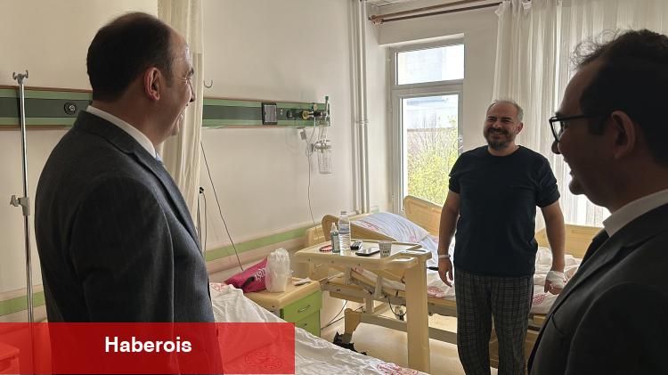 Konya'da Başkan Altay hastaları ziyaret etti