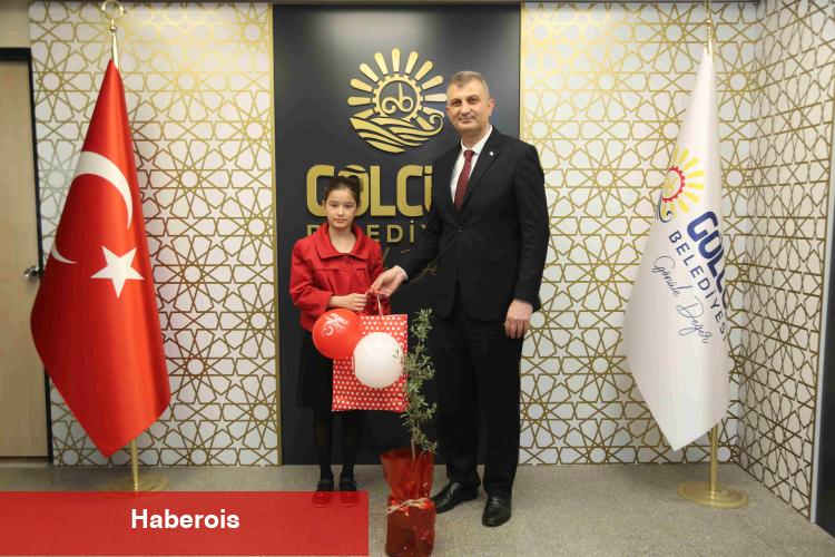 Lider Sezer koltuğunu Aslı Çırak’a devretti