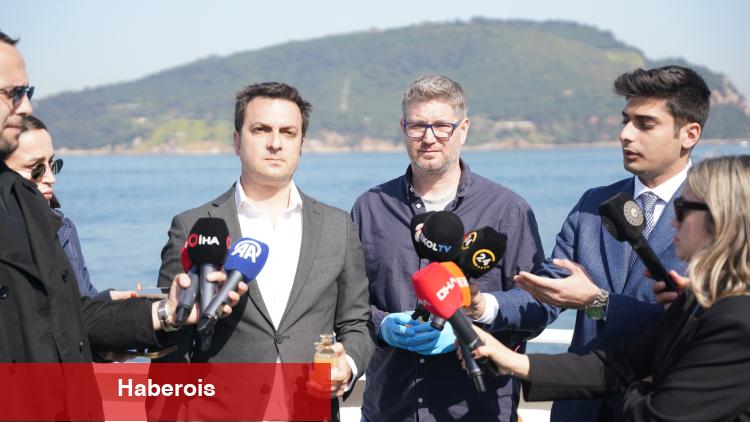 Marmara'da müsilaj incelemesi... Denizden numuneler alındı