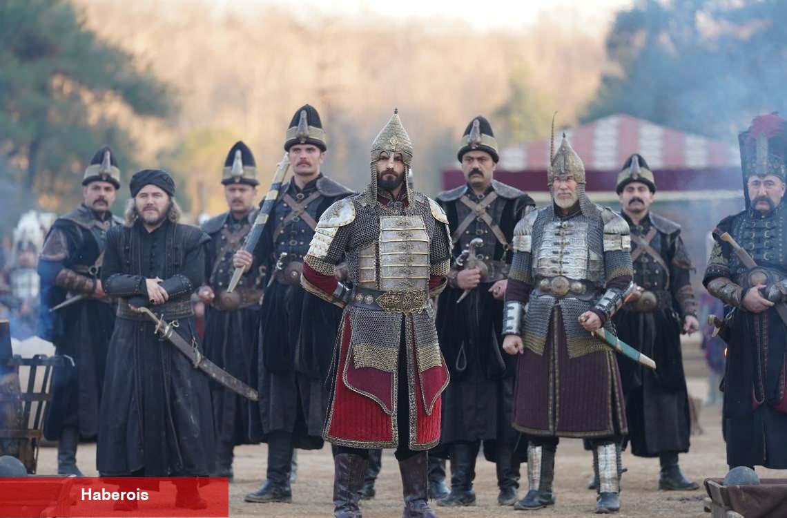Mehmed: Fetihler Sultanı'ndan büyük sürpriz: Ayasofya'da namaz sahnesinde gönüllüler yer aldı