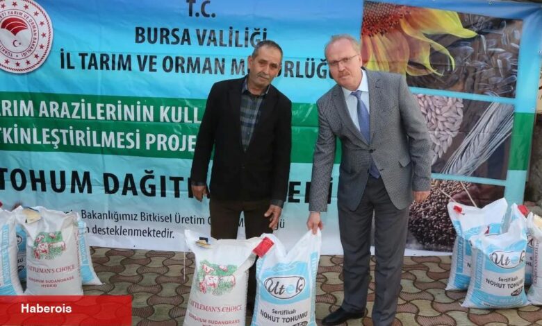 Mustafakemalpaşalı üreticilere nohut ve sorgum tohumu desteği - Haberois Mustafakemalpaşalı üreticilere nohut ve sorgum tohumu desteği
