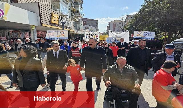 Otizm Farkındalık Günü Gölcük'te Renkli Görüntülere Sahne Oldu - Haberois Otizm Farkındalık Günü Gölcük'te Renkli Görüntülere Sahne Oldu