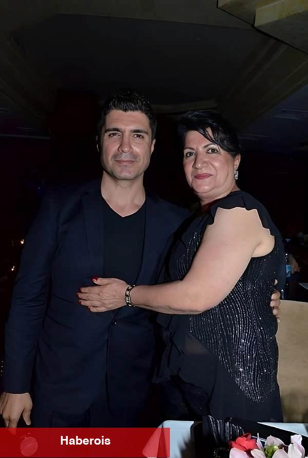Özcan Deniz'den "Bayram'da annenizi aradınız mı?" sorusuna dikkat çeken yanıt!