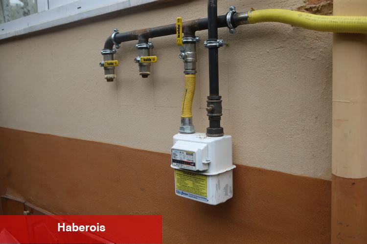 Sakarya Büyükşehir 250 hanede hem yürekleri, hem yuvaları ısıttı