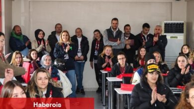 Şampiyon pilotlar, 30 bayan co-pilotu pistlere hazırladı