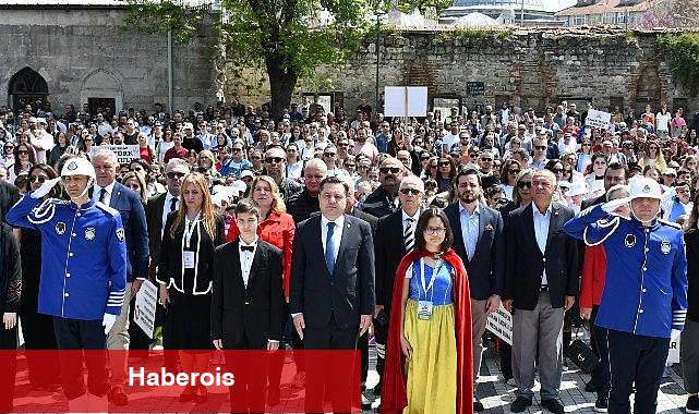 Şenlik ateşi 34'üncü sefer yandı - Haberois Şenlik ateşi 34'üncü sefer yandı