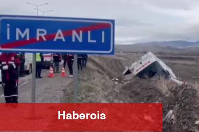 Sivas'ta otobüs devrildi: 2 ölü, 23 yaralı