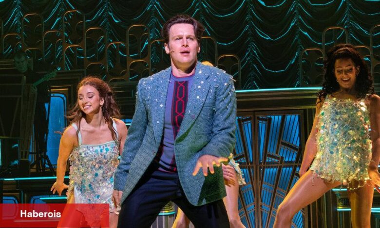 'Tam Zamanında' İnceleme: Jonathan Groff kanalları Bobby Darin