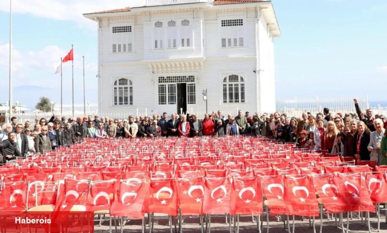 Tutuklu gençlere Mudanya Mütareke Meydanı'ndan adalet çağrısı! - Haberois Tutuklu gençlere Mudanya Mütareke Meydanı'ndan adalet çağrısı!