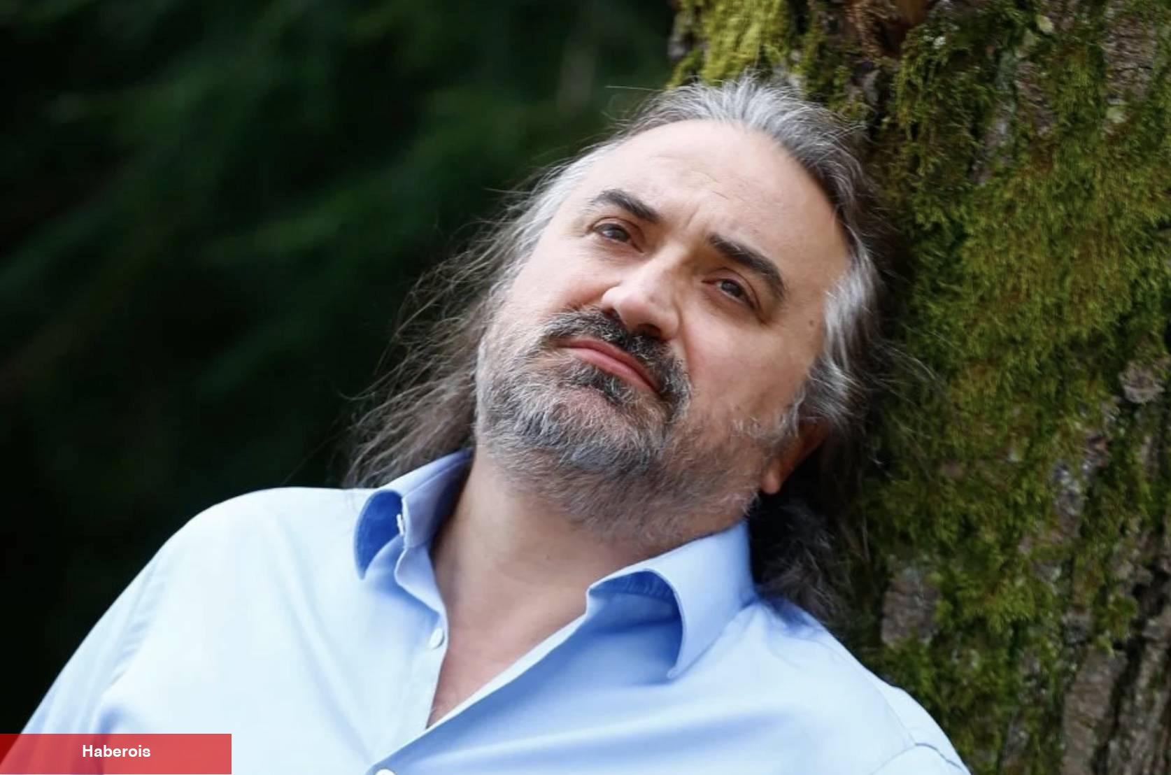 Volkan Konak ile ‘Sahnede Kalp Krizi’ Tartışılmaya Başlandı