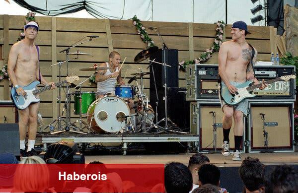 Yine yaşı ne? Blink-182'den Mark Hoppus (şimdi 53) geriye bakıyor. - Haberois Yine yaşı ne? Blink-182'den Mark Hoppus (şimdi 53) geriye bakıyor.