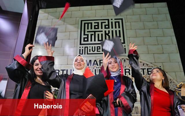 28 mağduru anne kızıyla birlikte mezun oldu: "Okumanın önünde mahzur olmaması gerekir"