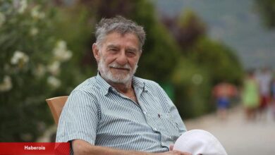 93 yaşındaki usta oyuncu Ahmet Mekin hastaneye kaldırıldı