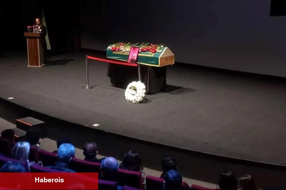 Ali Özgentürk hayatını kaybetti! Usta direktöre duygusal veda