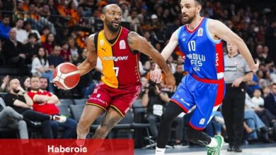 Anadolu Efes'ten erteleme maçında Galatasaray'a fark!