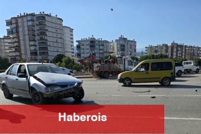 Antalya Kumluca'da trafik kazası: 2 yaralı