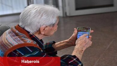 Artık dünya parmaklarının ucunda