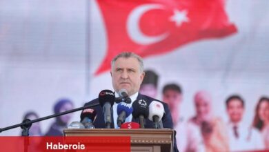 Bakan Bak, Gençlik Oyunları final programına katıldı
