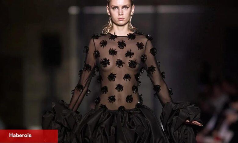 Bakü Fashion Week'te tüm gücüyle 'siyah' sahnede! - Haberois Bakü Fashion Week'te tüm gücüyle 'siyah' sahnede!