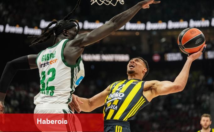 Baldwin: "Devon Hall açık ara en iyimizdi"